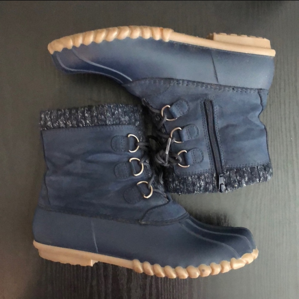 BareTraps Duck Boots - Navy